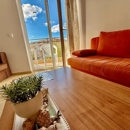 Two-bed Flat In Sunny With Pool View Lejlighed Sunny Beach